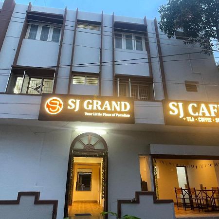 Hotel Sj Grand Kójamputtúr Exteriér fotografie