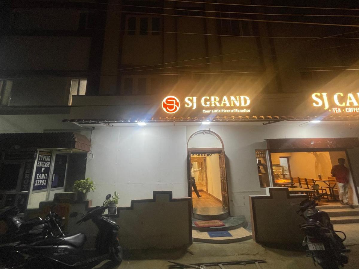 Hotel Sj Grand Kójamputtúr Exteriér fotografie